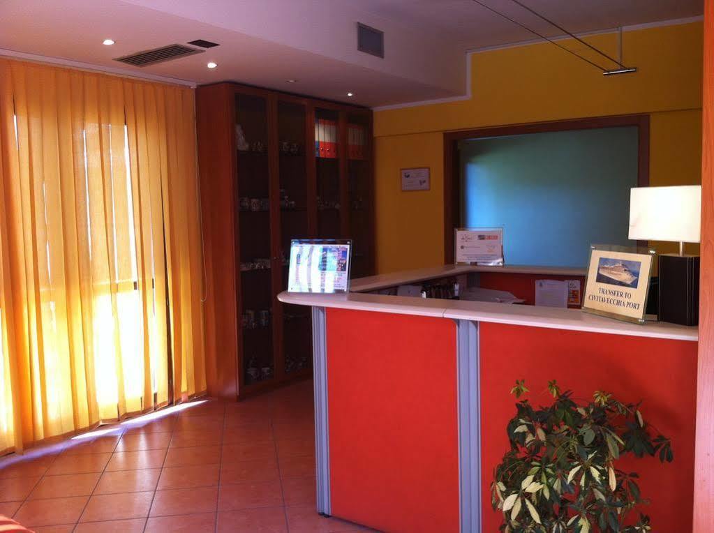 Hotel La Maison Jolie Fiumicino Exterior photo